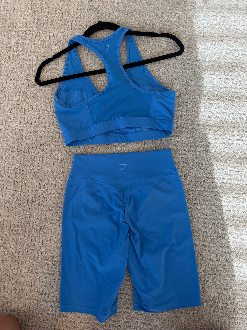 GYMSHARK WHITNEY SIMMONS SET - Picture 2 of 2